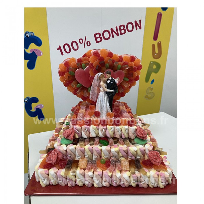Une pièce montée en bonbons pour un mariage - PASSION BONBONS